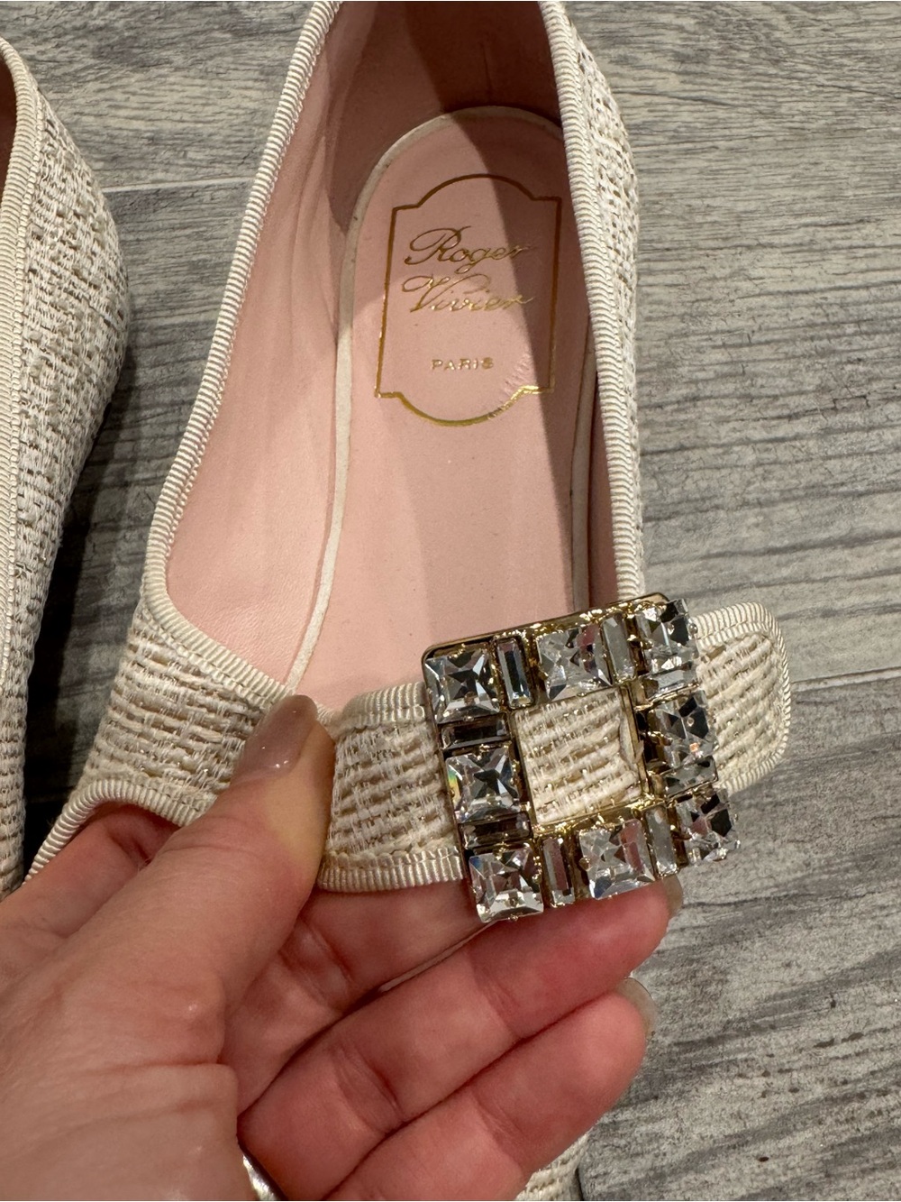 Roger Vivier Très Vivier embellished ballet flats - Picture 5 of 12